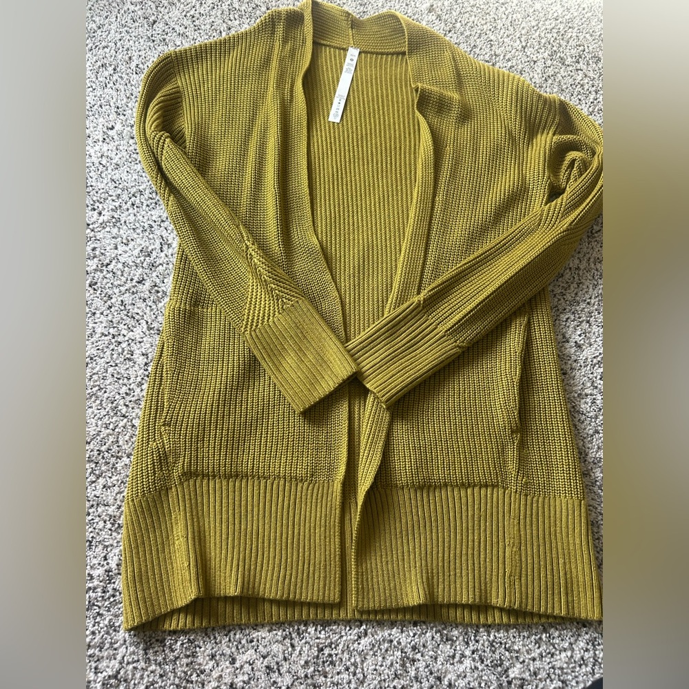 Lululemon Cashlu Sweater Wrap cardigan ribbed knit open front. Like new. XS/S